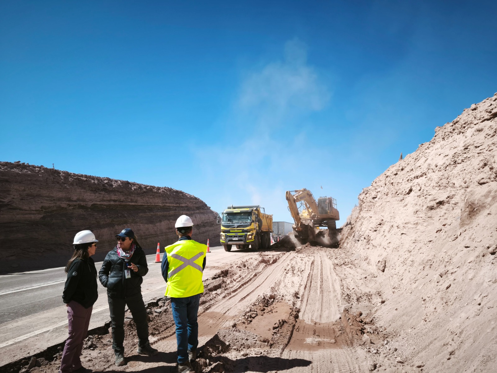 Seremi del MOP inspeccionó inicio obras de mejoramiento en Ruta 23 Ch ...